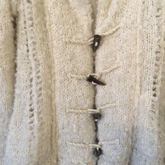 Free People Teddi Bear Fuzzy Toggle Knit Jacket M - Picture 2 of 4